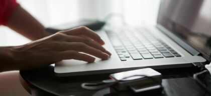 Attention aux sites sponsorisés